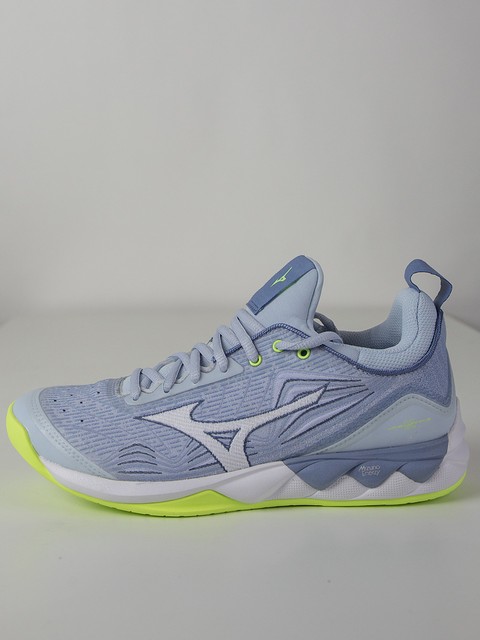 Mizuno wave cheap luminous w